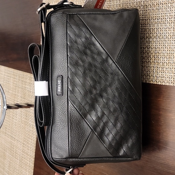 Relic Zip Crossbody - Picture 2 of 4